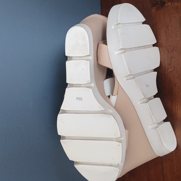 Italian wedge  sandals - Picture 13 of 16